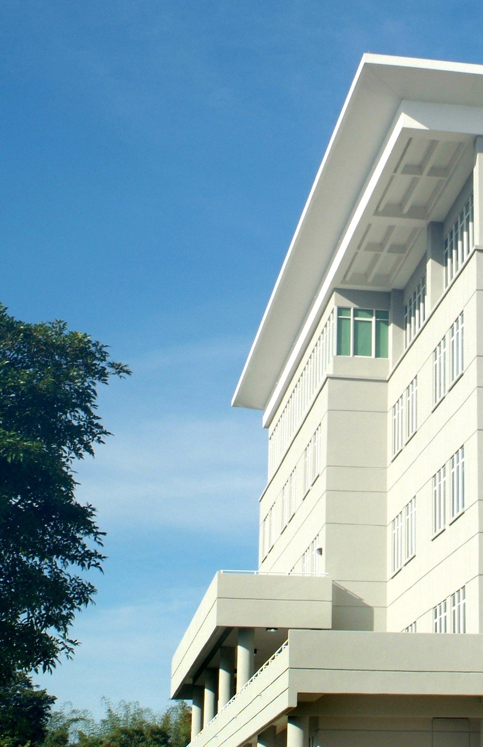 EDIFICIO CENTRO DE ESTUDIANTES UPRB