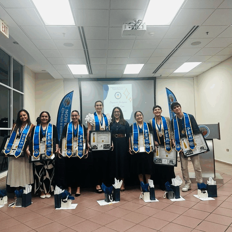 ESTUDIANTES DE HONOR